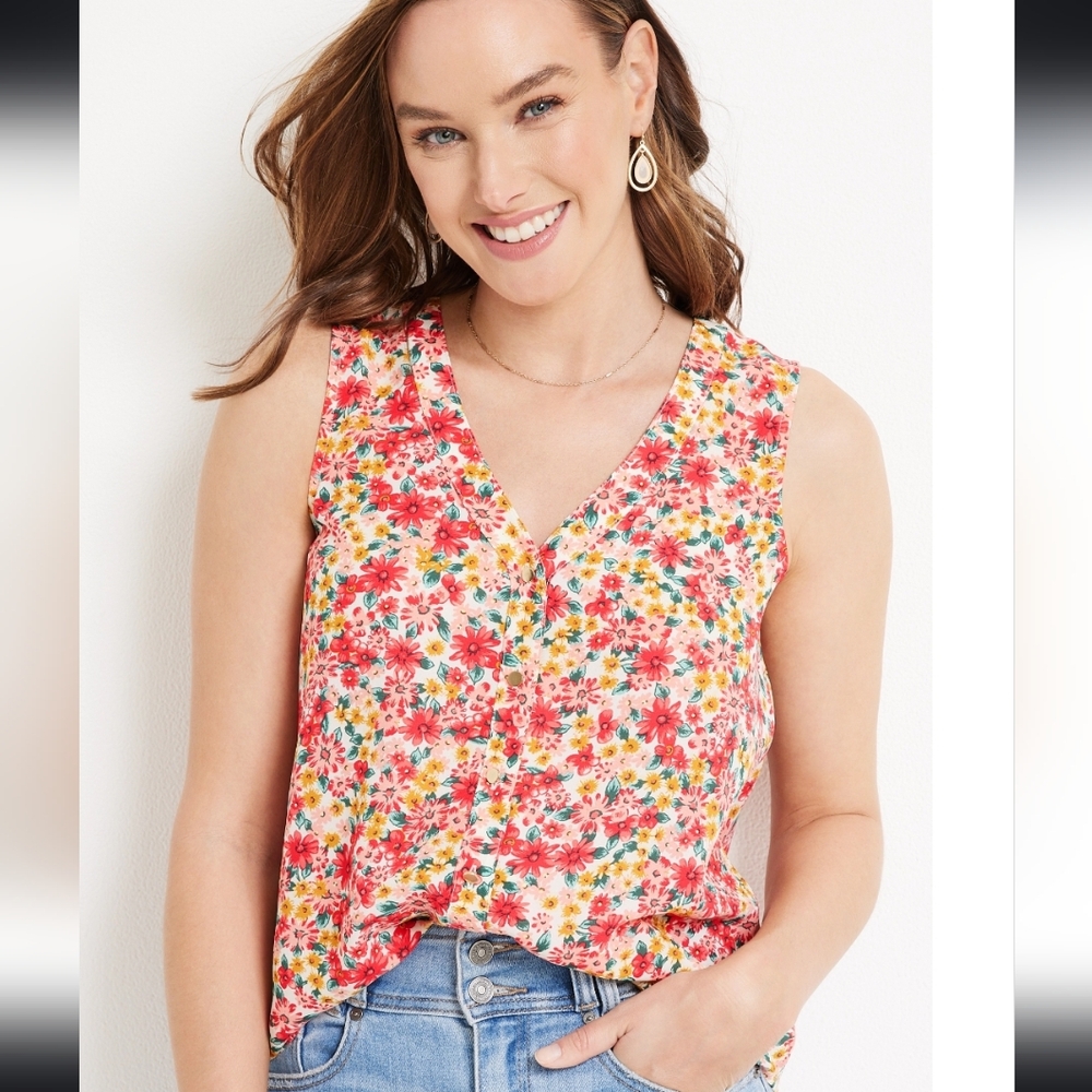 Maurices,Large, Madison Floral Button Down Tank Top